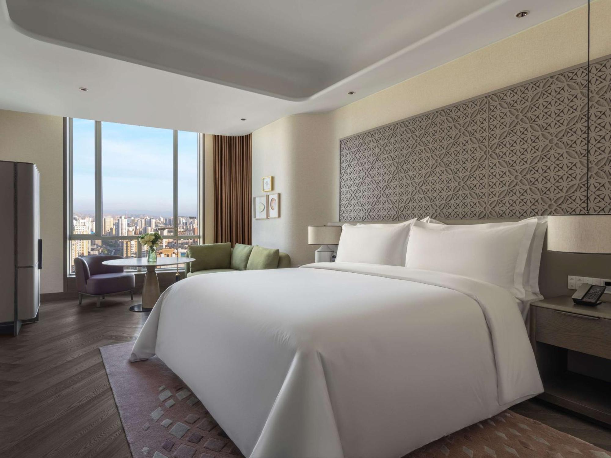 Conrad Urumqi Bagian luar foto