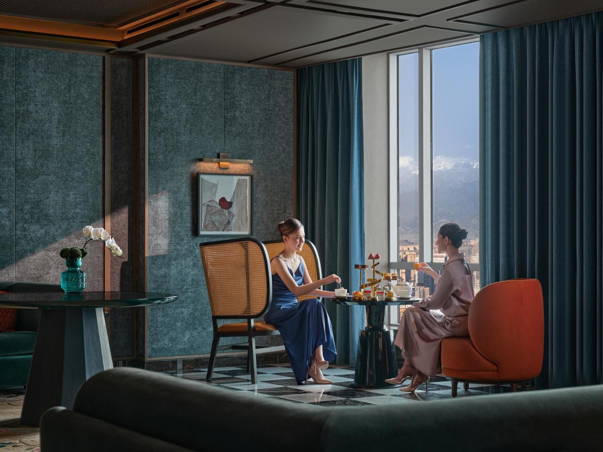 Conrad Urumqi Bagian luar foto