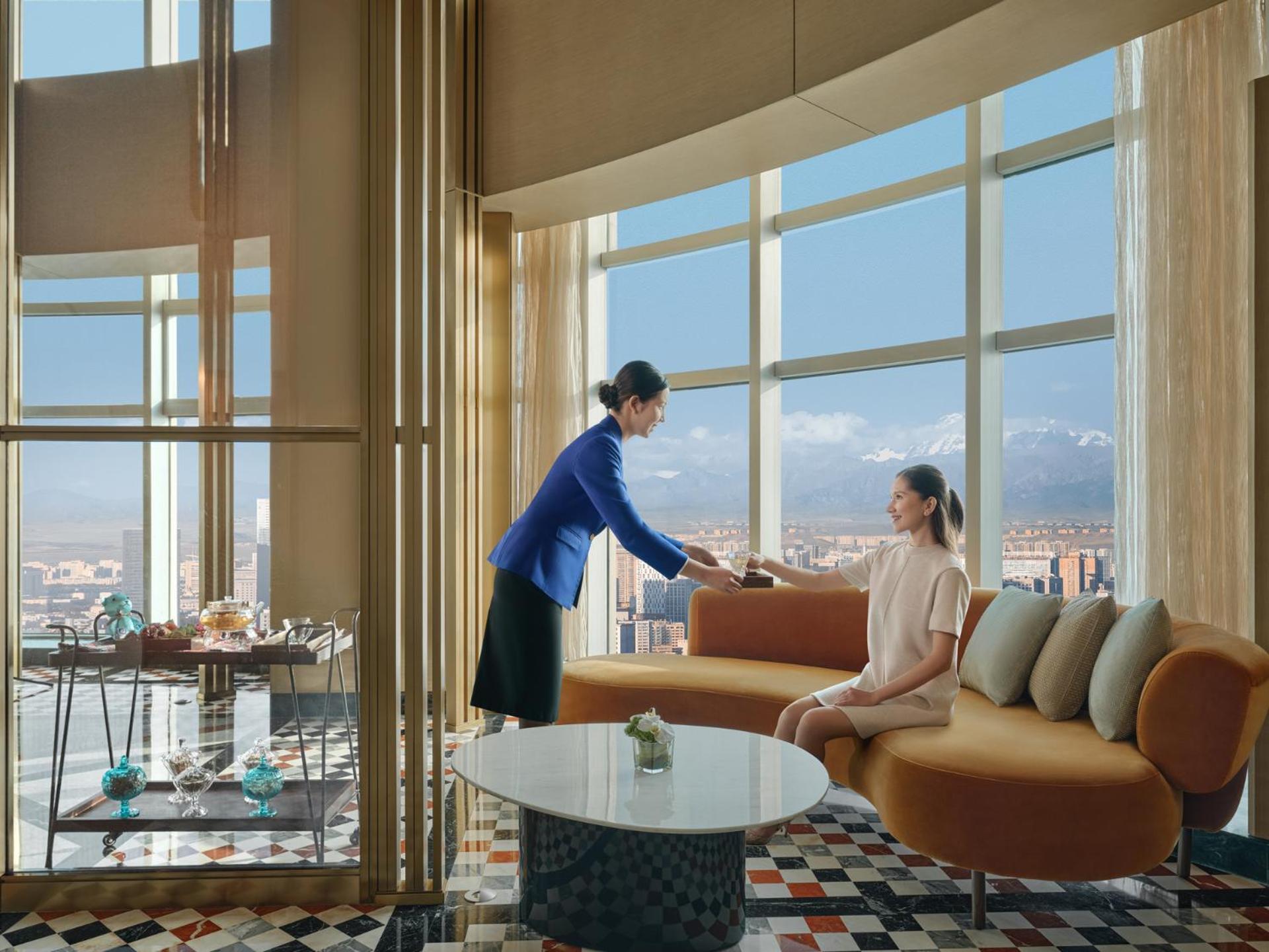 Conrad Urumqi Bagian luar foto