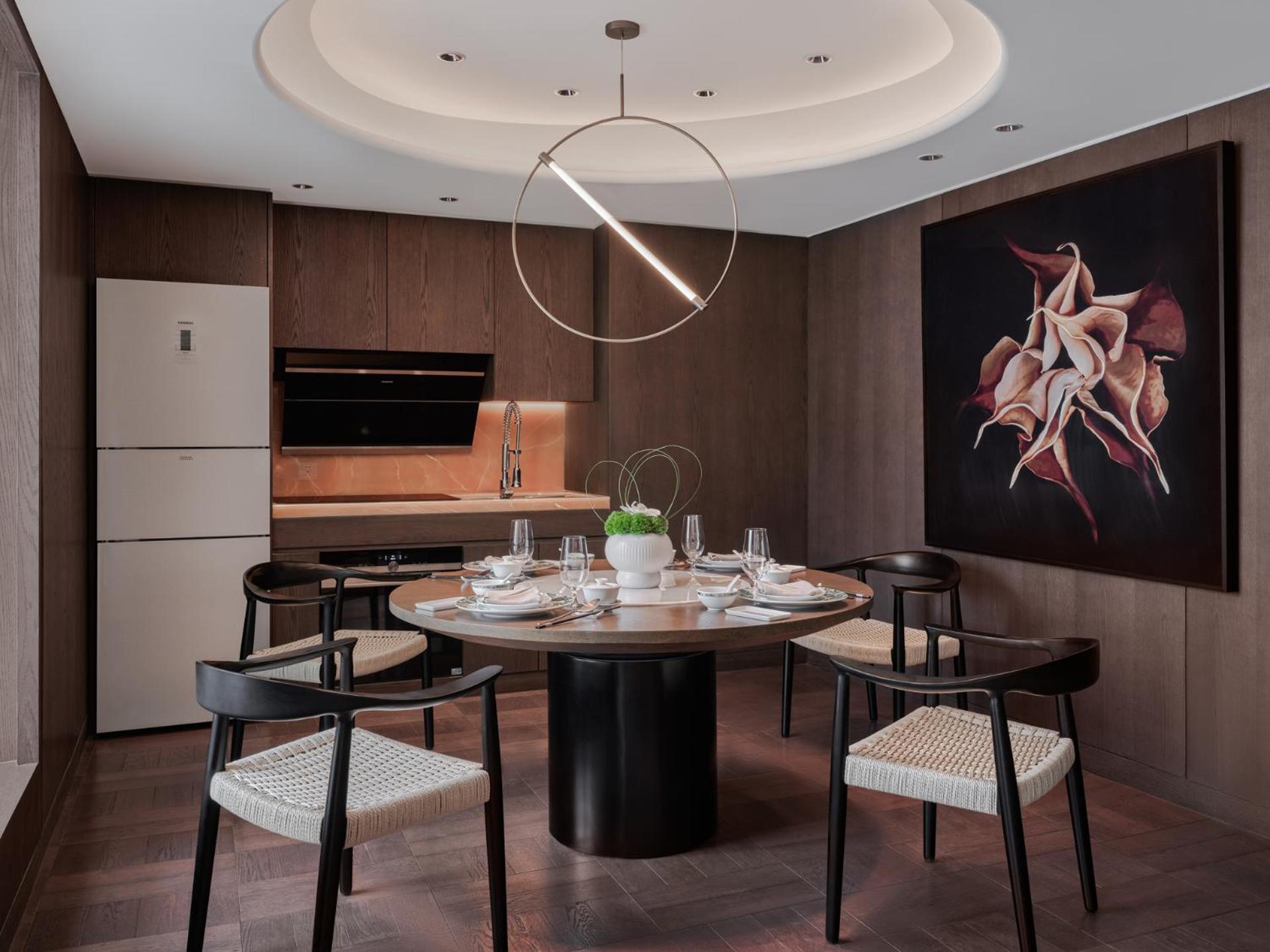 Conrad Urumqi Bagian luar foto